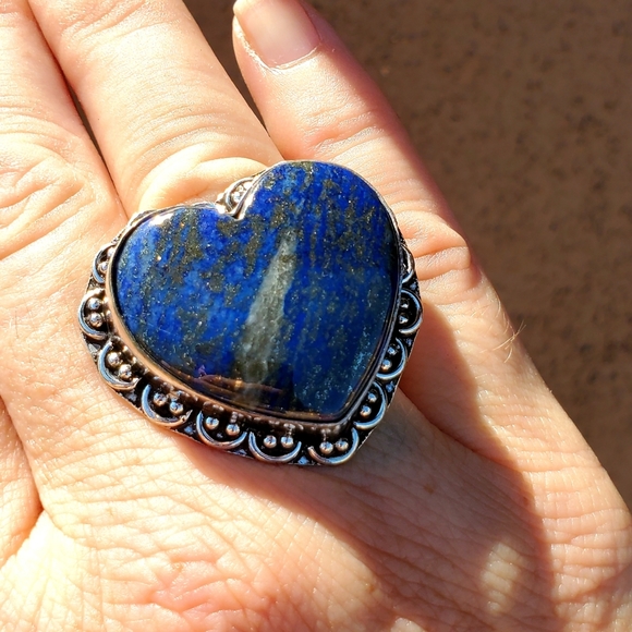 New Heart Shaped Lapis Lazuli 925 Silver Statement Ring. - Picture 13 of 16